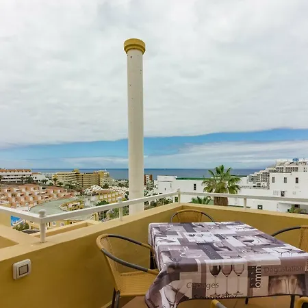 Apartment Costa Adeje, Top Floor, Seaview, Playa Fanabe & Del Duque, Wi-fi Costa Adeje (Tenerife)