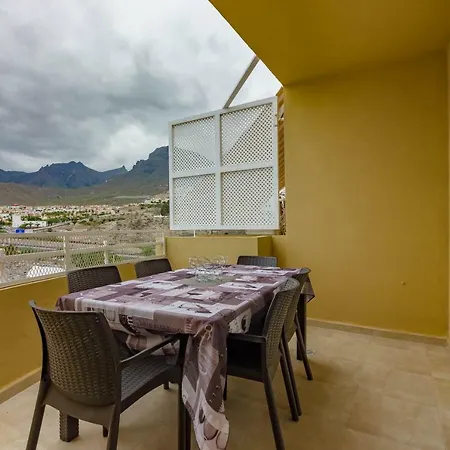 Costa Adeje, Top Floor, Seaview, Playa Fanabe & Del Duque, Wi-fi Apartment